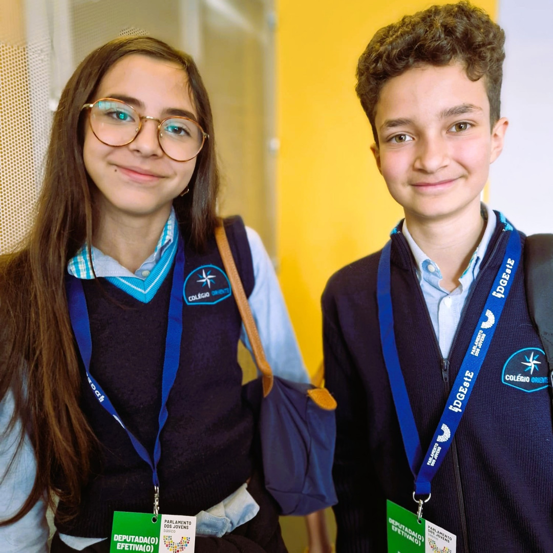 Colégio Oriente em Destaque na Sessão Distrital do Parlamento dos Jovens